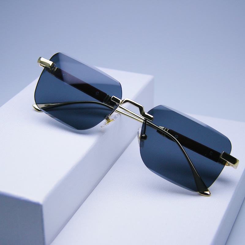 Sunglasses Gift